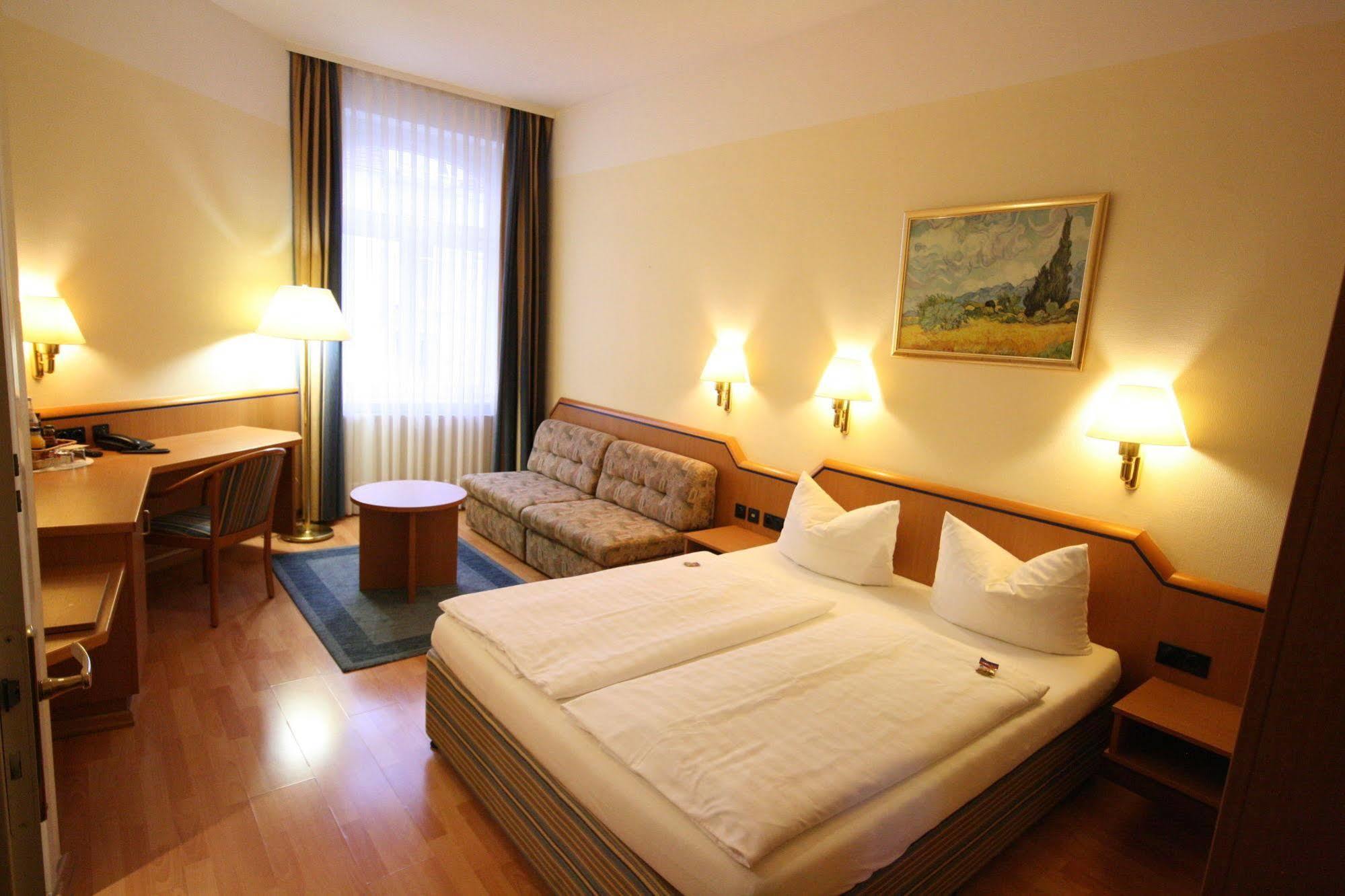 Altstadt Hotel Heidelberg Luaran gambar