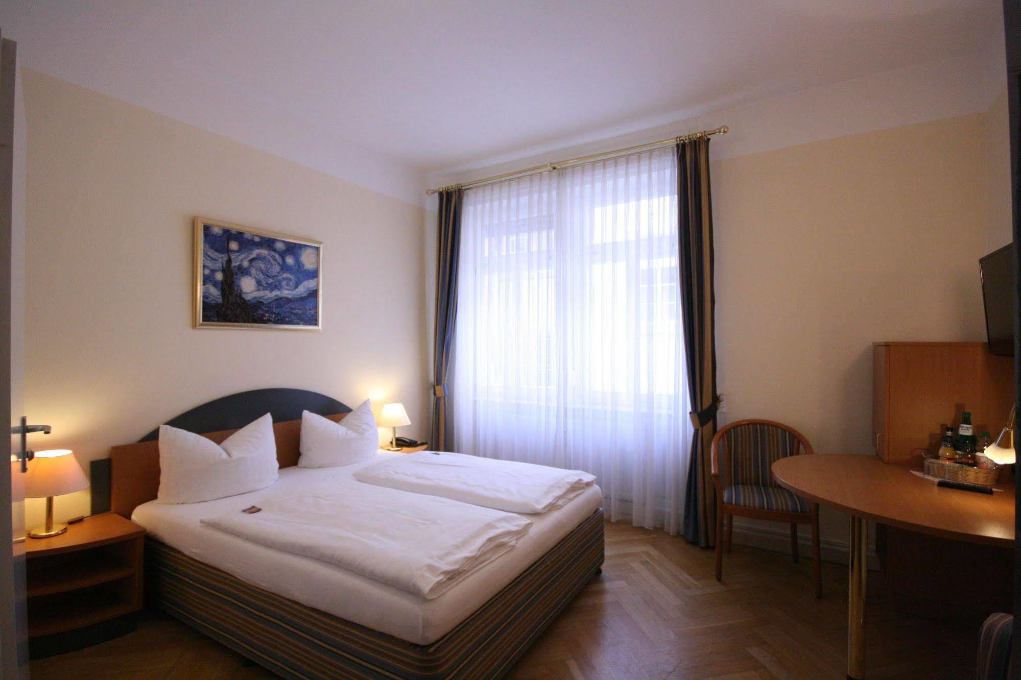 Altstadt Hotel Heidelberg Luaran gambar